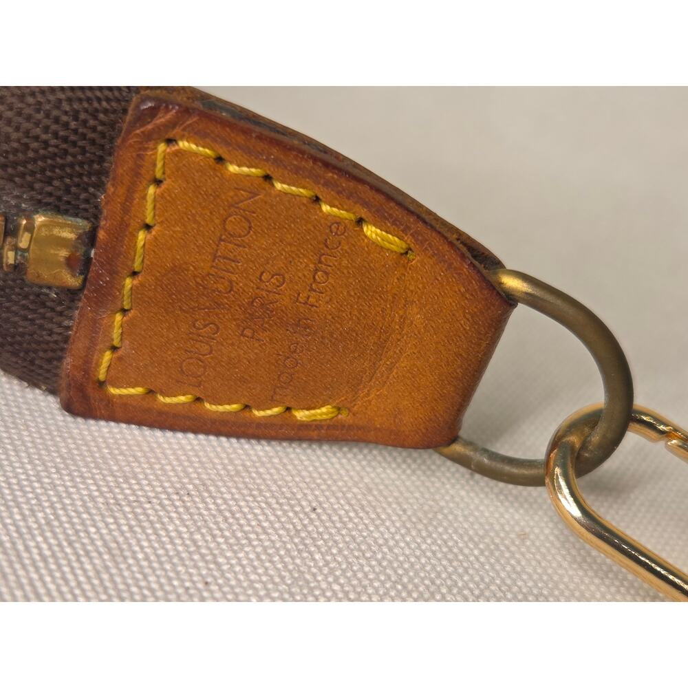 Louis Vuitton Pochette Accessoires Monogram Canvas LV Shoulder Bag AR1906 - Picture 10 of 15